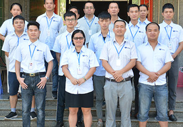 藍盾機電十分注重技術團隊 藍盾機電十分注重技術團隊